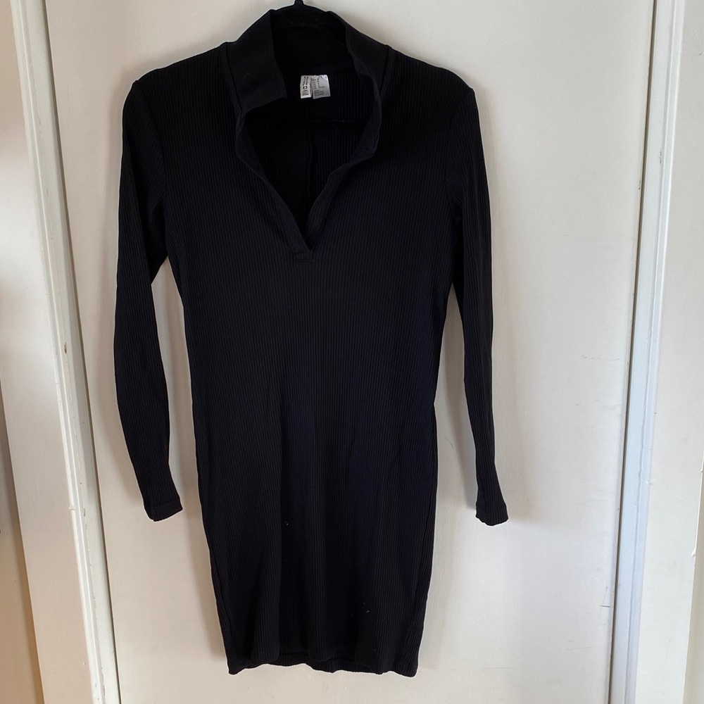 H&M Black V Neck Ribbed Dress